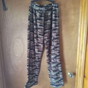 Totally pink.camo pants